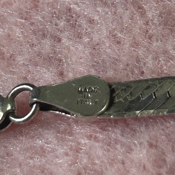 Vintage Italy Sterling Silver Herringbone Bracelet- 7.5" Length - Picture 6 of 6